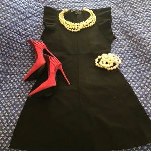 ‼️BRAND NEW W/ TAG‼️Victoria Beckham LBD 👗🖤